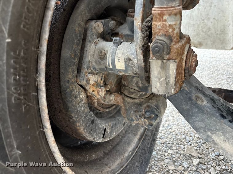 image for item EM6159 2005 Sterling Acterra propane delivery truck