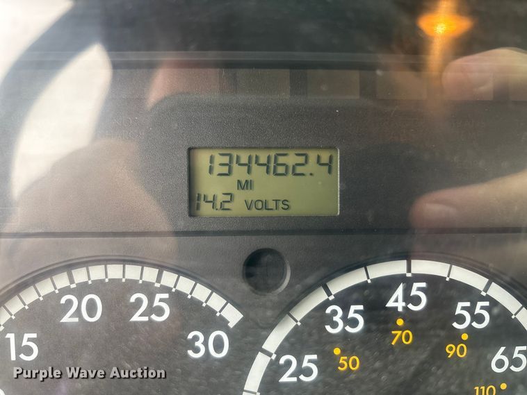 image for item EM6159 2005 Sterling Acterra propane delivery truck