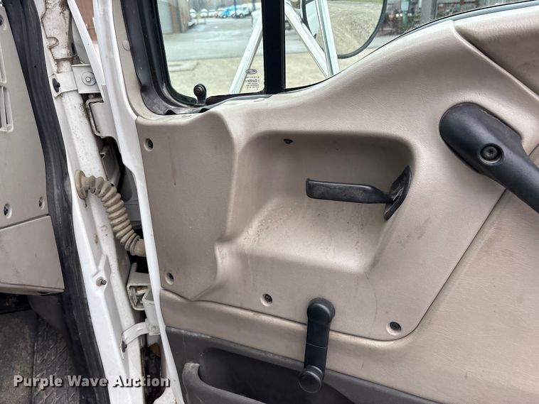 image for item EM6159 2005 Sterling Acterra propane delivery truck