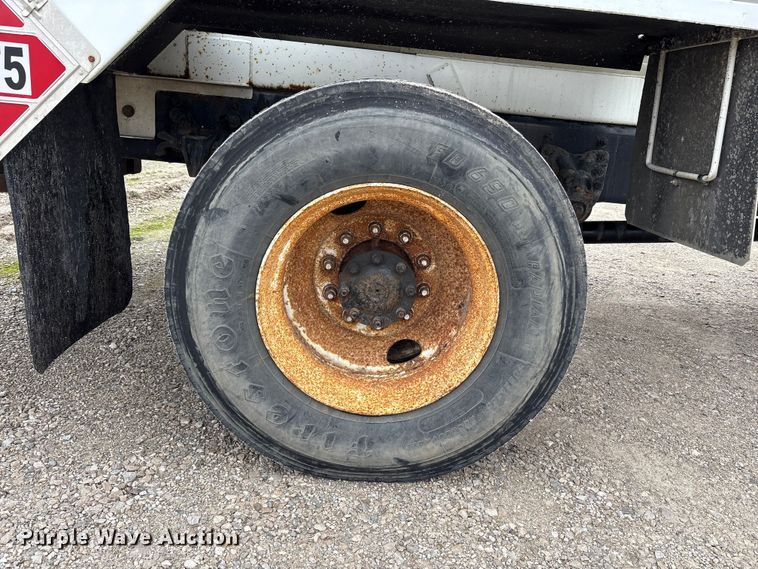 image for item EM6159 2005 Sterling Acterra propane delivery truck