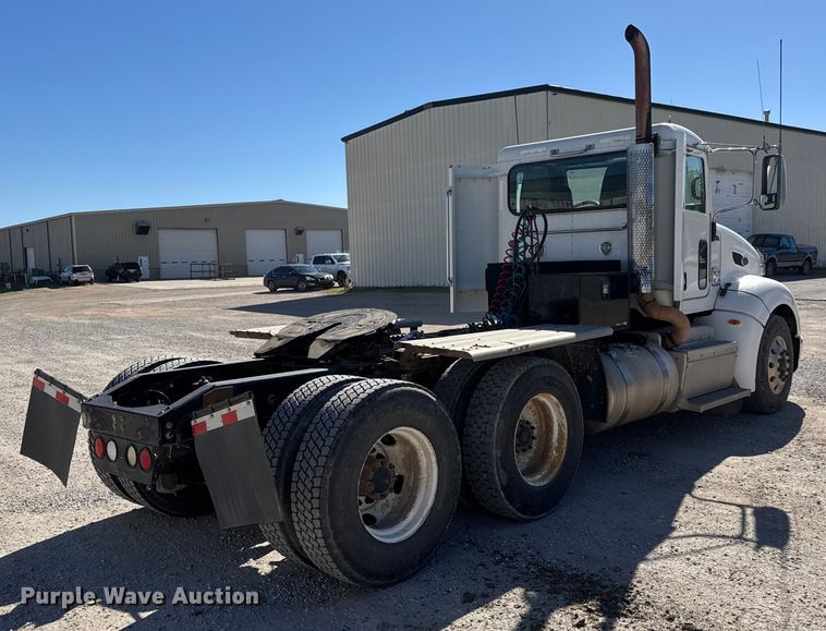 CAMIóN 2012 PETERBILT