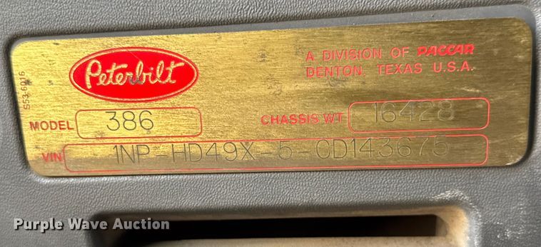 image for item EM8456 2012 Peterbilt  386 semi truck