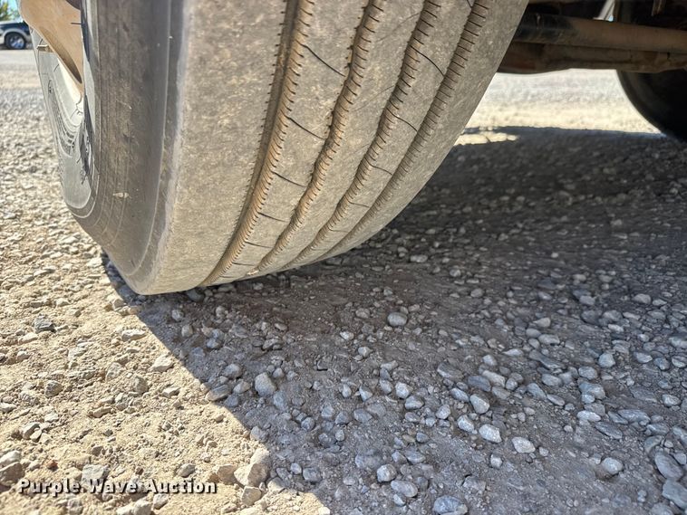 image for item EM8457 2011 International  ProStar Premium semi truck