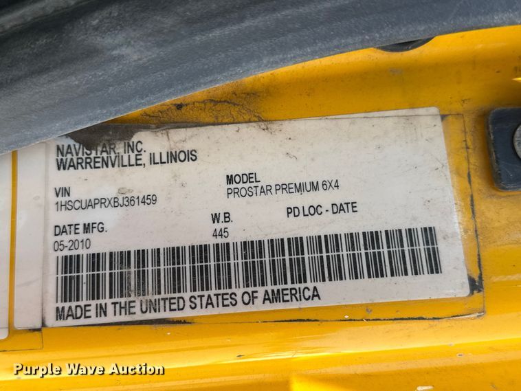 image for item EM8457 2011 International  ProStar Premium semi truck