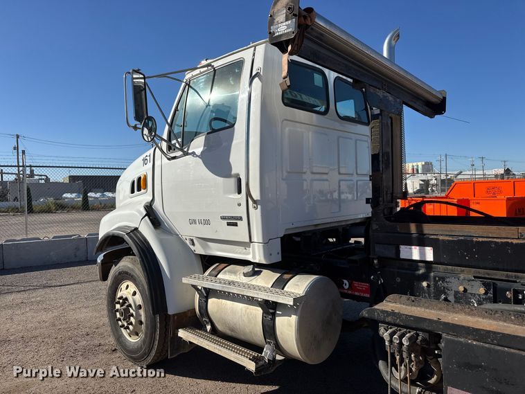 image for item EM8467 2007 Sterling LT9500 roll-off container truck