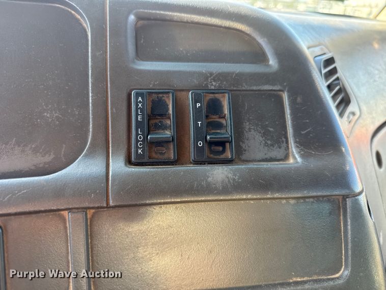 image for item EM8467 2007 Sterling LT9500 roll-off container truck