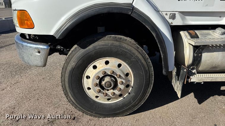 image for item EM8467 2007 Sterling LT9500 roll-off container truck