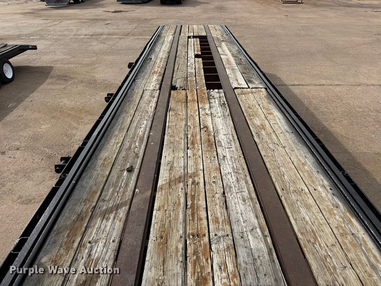 image for item EM8491 1959 Fruehauf  flatbed trailer