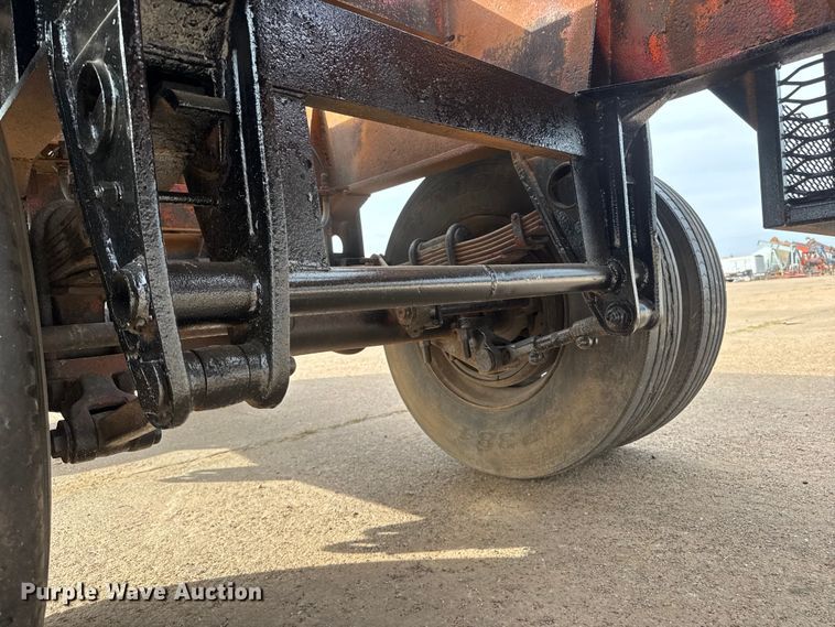 image for item EM8491 1959 Fruehauf  flatbed trailer