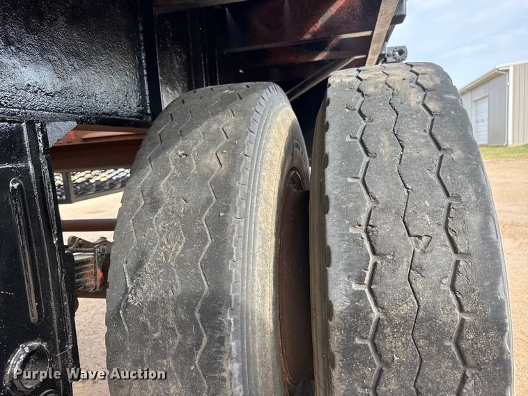 image for item EM8491 1959 Fruehauf  flatbed trailer