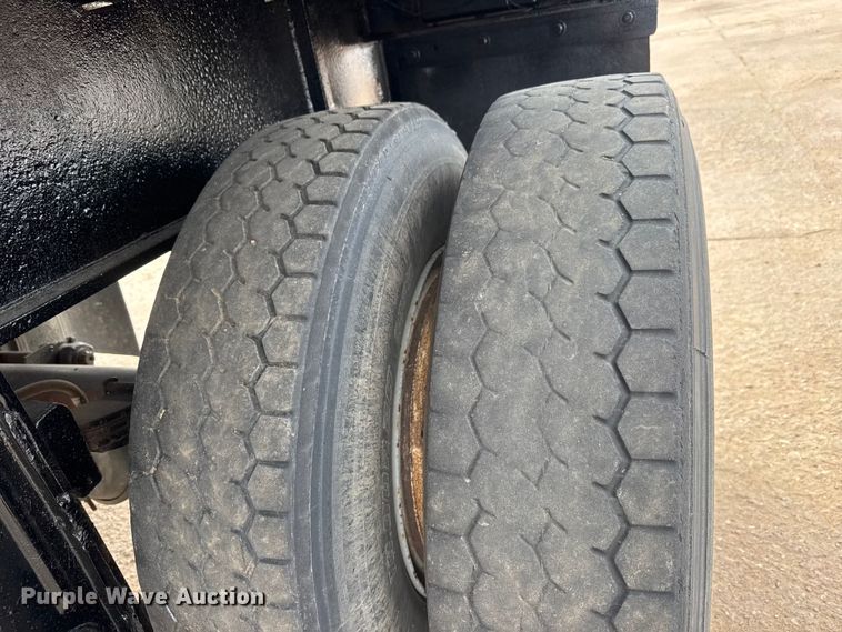 image for item EM8491 1959 Fruehauf  flatbed trailer