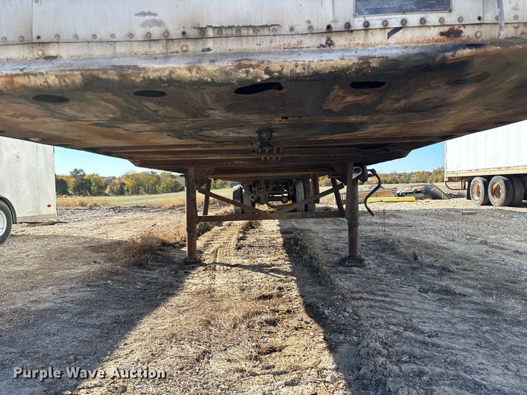 image for item EN0521 1992 Dorsey Trailers Inc. AIDT-LS dry van trailer