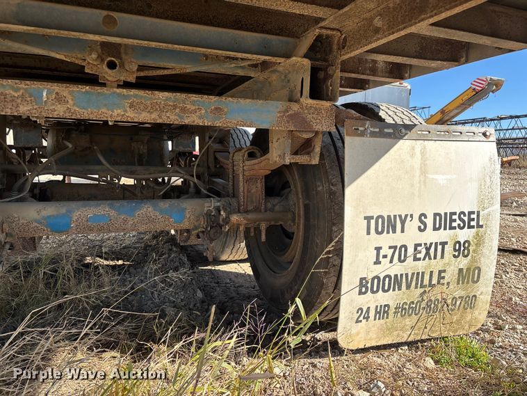 image for item EN0521 1992 Dorsey Trailers Inc. AIDT-LS dry van trailer