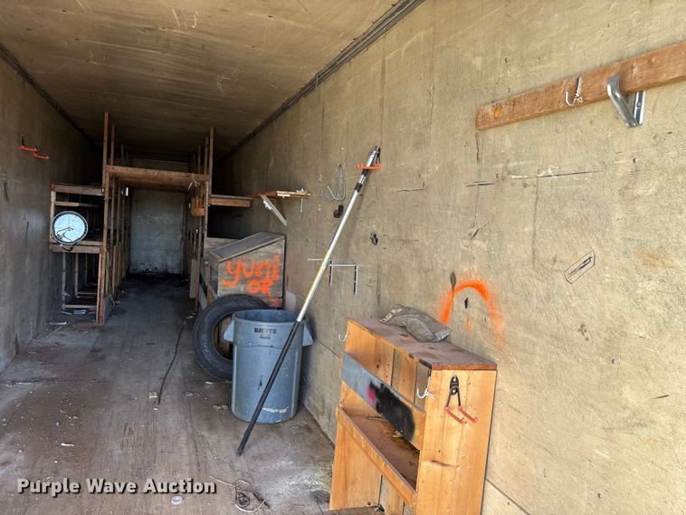 image for item EN0521 1992 Dorsey Trailers Inc. AIDT-LS dry van trailer