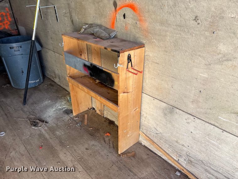 image for item EN0521 1992 Dorsey Trailers Inc. AIDT-LS dry van trailer