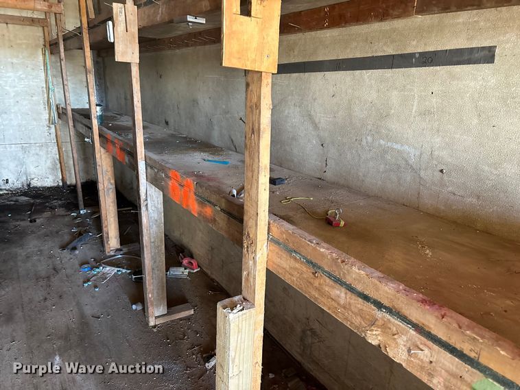 image for item EN0521 1992 Dorsey Trailers Inc. AIDT-LS dry van trailer