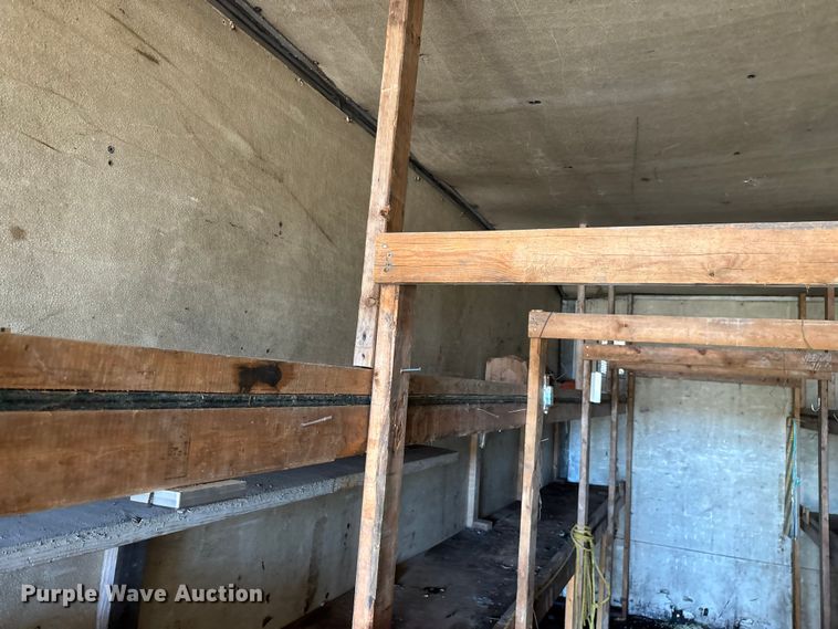 image for item EN0521 1992 Dorsey Trailers Inc. AIDT-LS dry van trailer