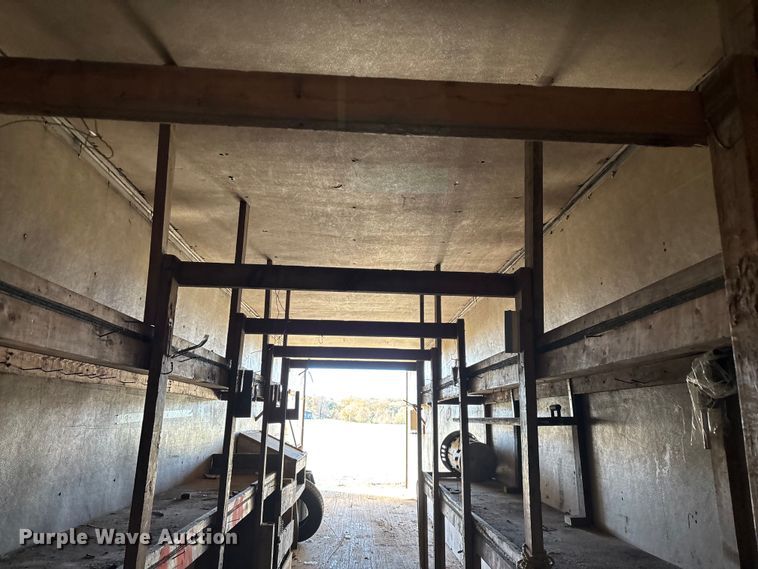 image for item EN0521 1992 Dorsey Trailers Inc. AIDT-LS dry van trailer