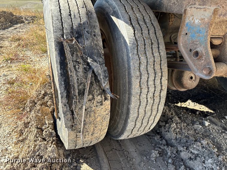 image for item EN0521 1992 Dorsey Trailers Inc. AIDT-LS dry van trailer