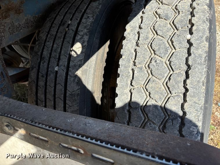 image for item EN0521 1992 Dorsey Trailers Inc. AIDT-LS dry van trailer