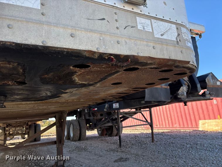 image for item EN0522 1986 Great Dane dry van trailer