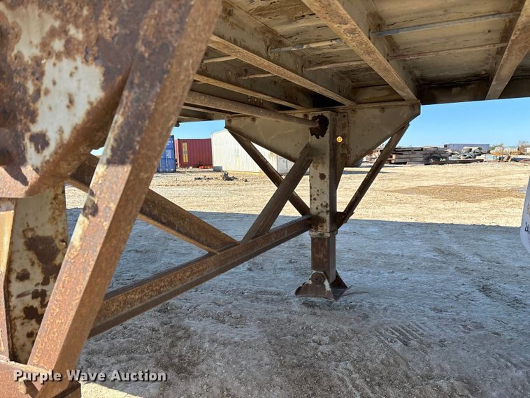 image for item EN0522 1986 Great Dane dry van trailer