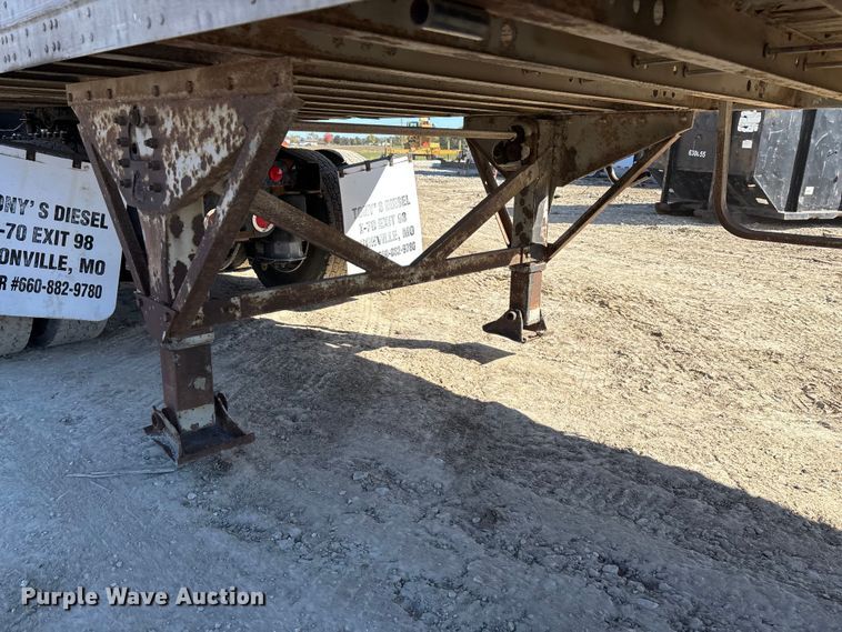 image for item EN0522 1986 Great Dane dry van trailer