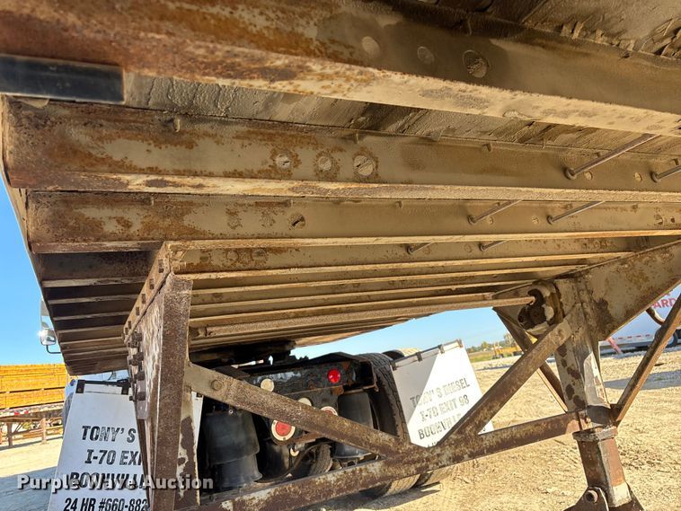 image for item EN0522 1986 Great Dane dry van trailer