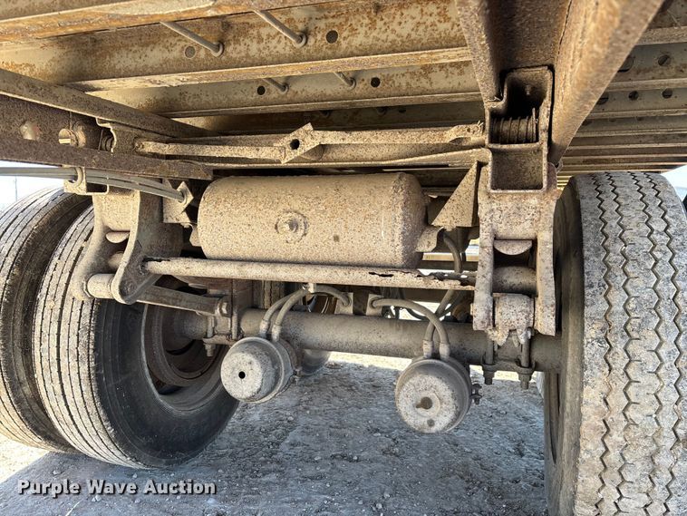 image for item EN0522 1986 Great Dane dry van trailer