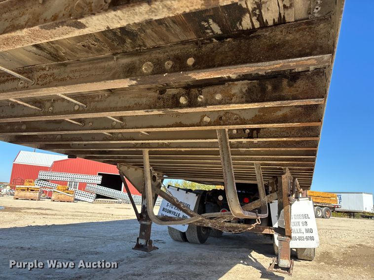 image for item EN0522 1986 Great Dane dry van trailer