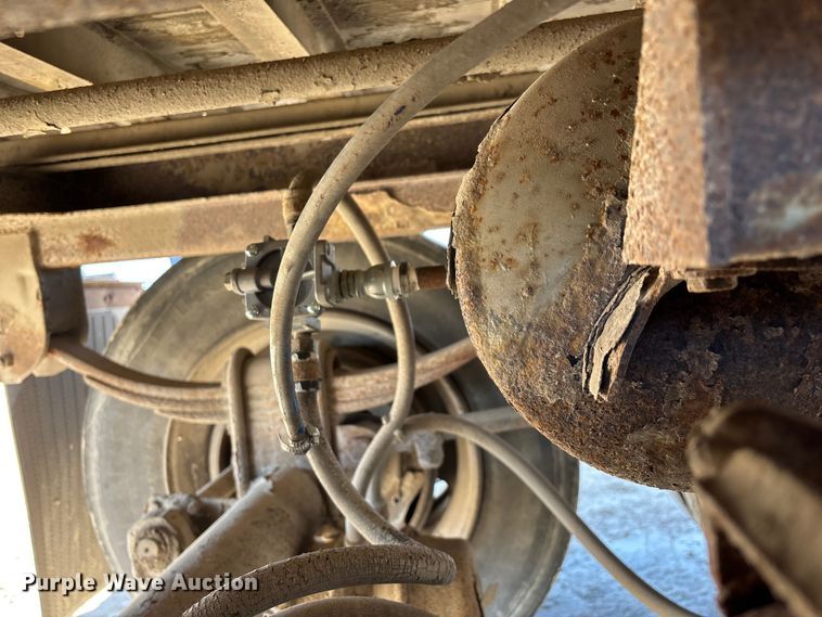 image for item EN0522 1986 Great Dane dry van trailer