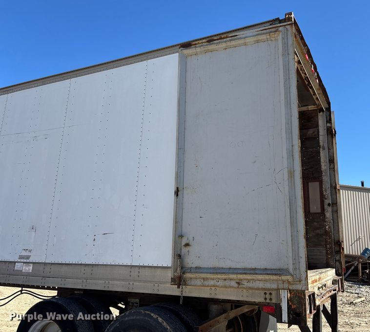 image for item EN0522 1986 Great Dane dry van trailer