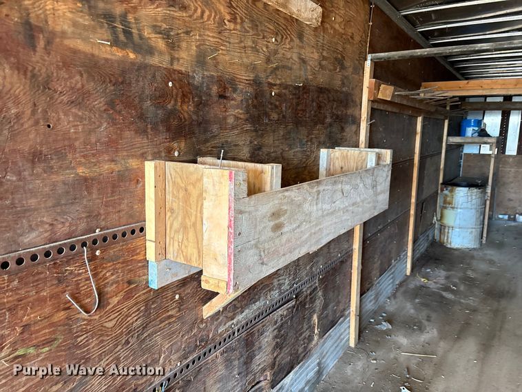 image for item EN0522 1986 Great Dane dry van trailer