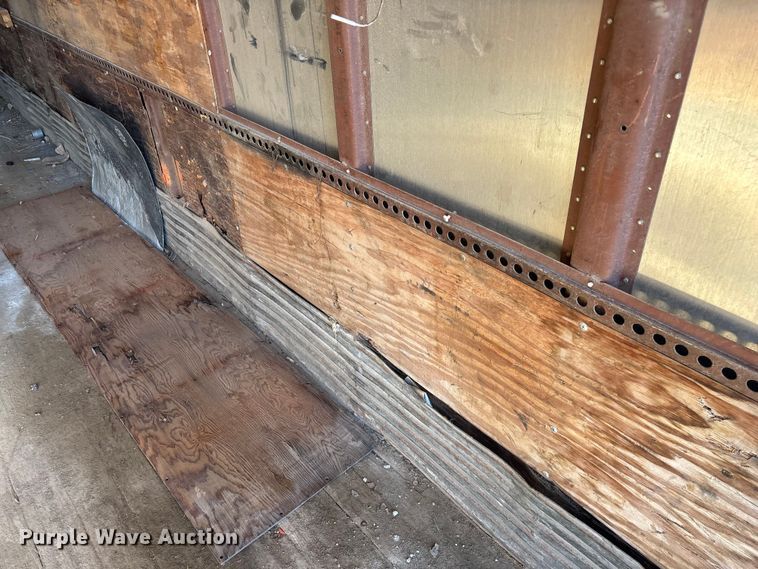 image for item EN0522 1986 Great Dane dry van trailer