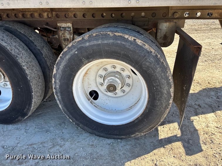 image for item EN0522 1986 Great Dane dry van trailer