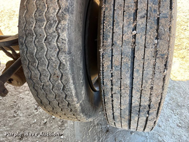 image for item EN0522 1986 Great Dane dry van trailer