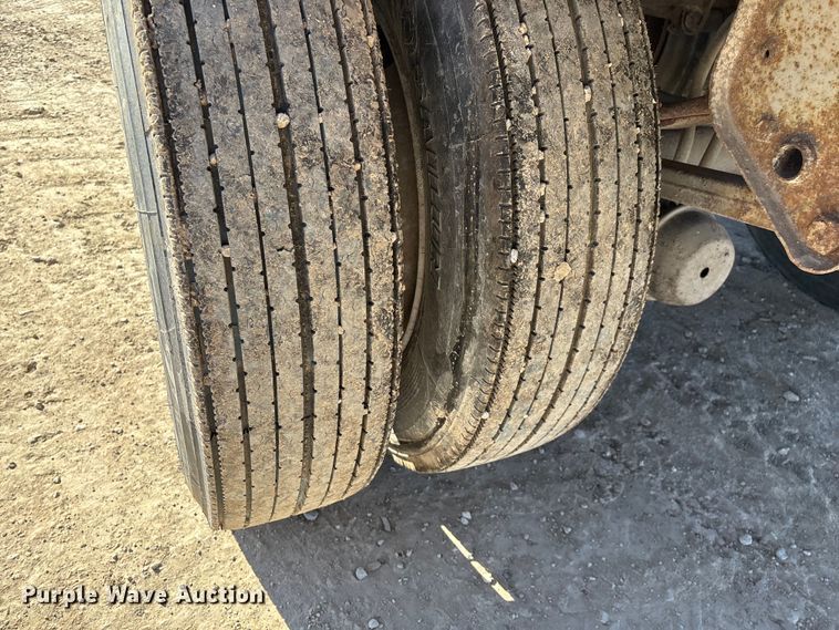 image for item EN0522 1986 Great Dane dry van trailer