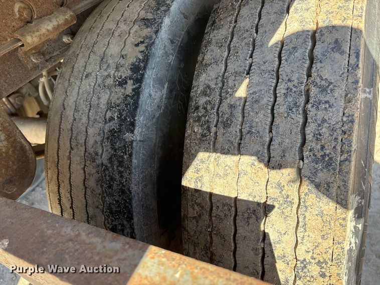 image for item EN0522 1986 Great Dane dry van trailer