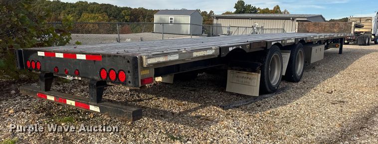 image for item EN0674 2008 Transcraft DTL-2100 RS2 drop deck trailer