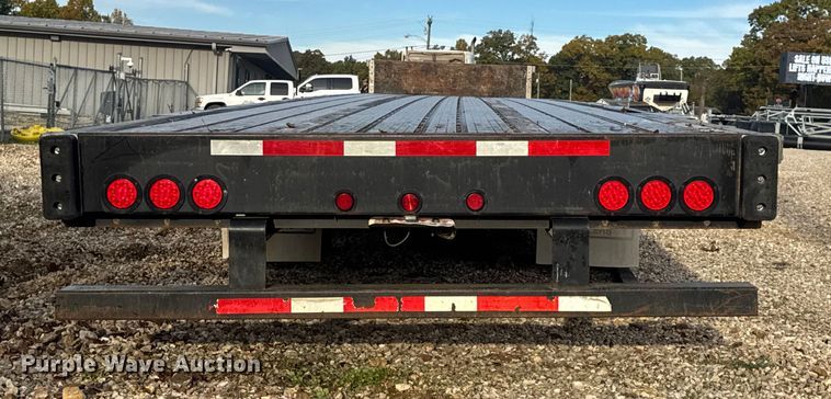 image for item EN0674 2008 Transcraft DTL-2100 RS2 drop deck trailer