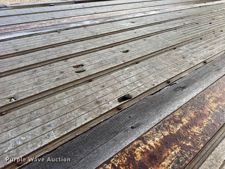 image for item EN0674 2008 Transcraft DTL-2100 RS2 drop deck trailer