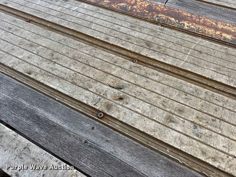 image for item EN0674 2008 Transcraft DTL-2100 RS2 drop deck trailer