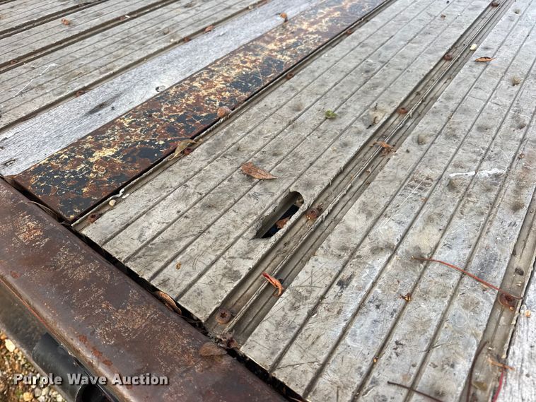 image for item EN0674 2008 Transcraft DTL-2100 RS2 drop deck trailer