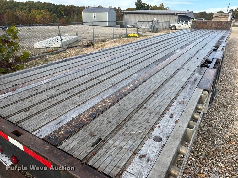 image for item EN0674 2008 Transcraft DTL-2100 RS2 drop deck trailer