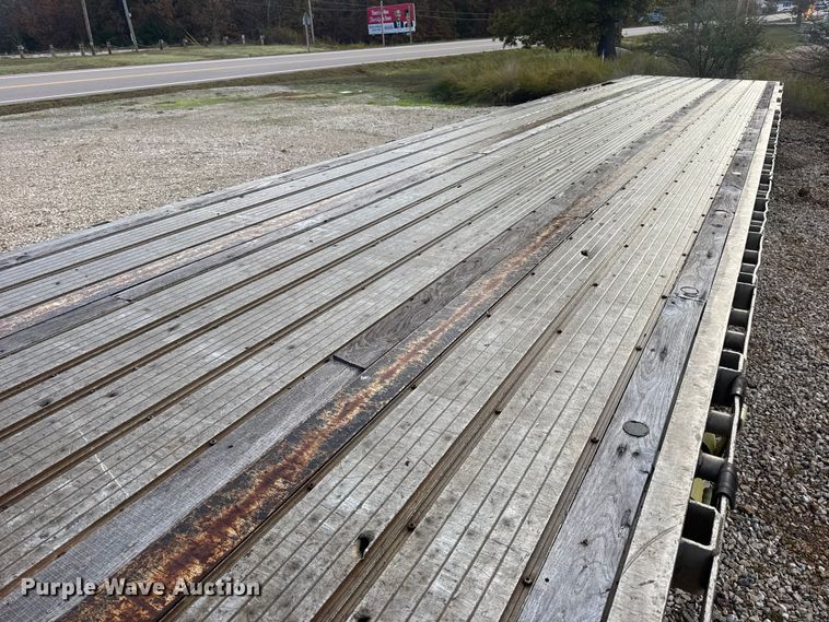 image for item EN0674 2008 Transcraft DTL-2100 RS2 drop deck trailer