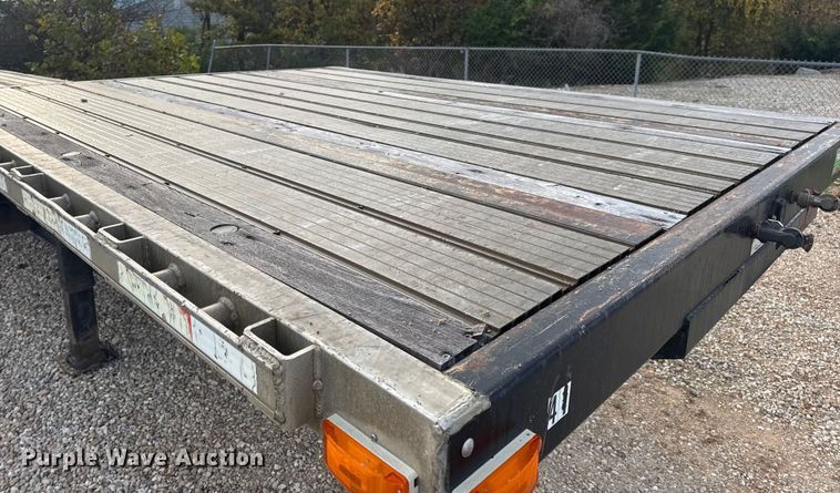 image for item EN0674 2008 Transcraft DTL-2100 RS2 drop deck trailer