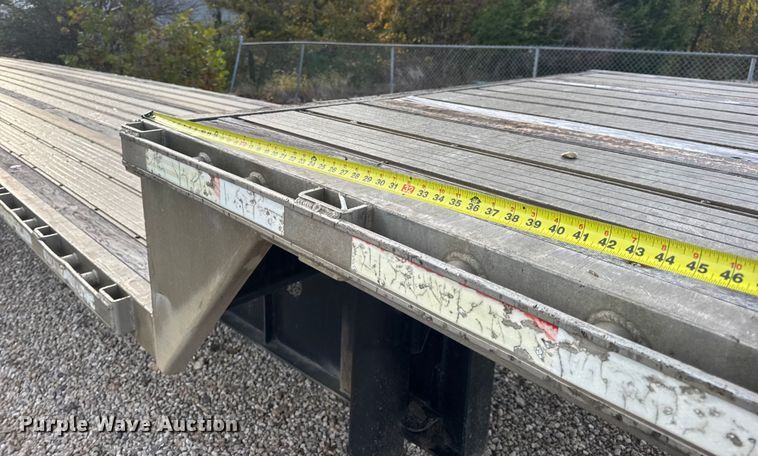 image for item EN0674 2008 Transcraft DTL-2100 RS2 drop deck trailer