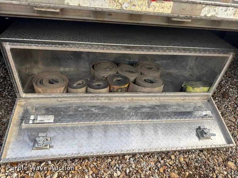 image for item EN0674 2008 Transcraft DTL-2100 RS2 drop deck trailer