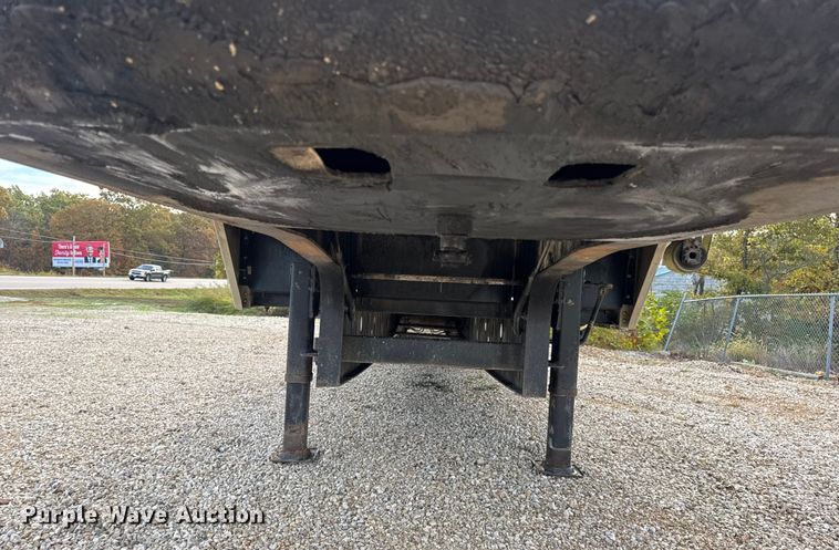 image for item EN0674 2008 Transcraft DTL-2100 RS2 drop deck trailer