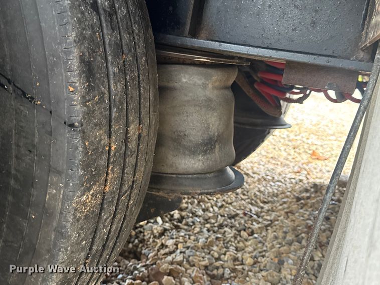 image for item EN0674 2008 Transcraft DTL-2100 RS2 drop deck trailer